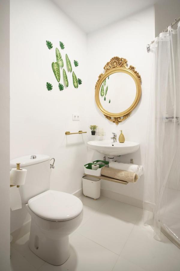 באנה Apartamento Turistico Travelers מראה חיצוני תמונה
